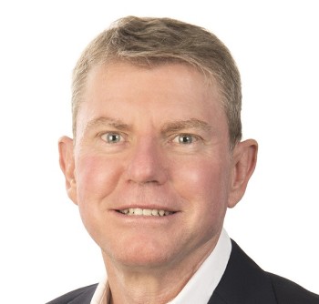 Portrait of Dr Mark Rainbird | September 2021